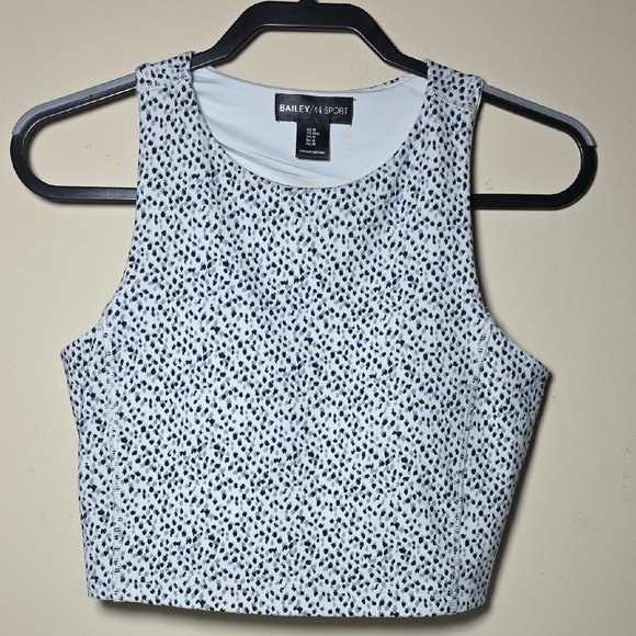 Bailey 44 Other - Bailey 44 Monochrome Patterned Sports Bra